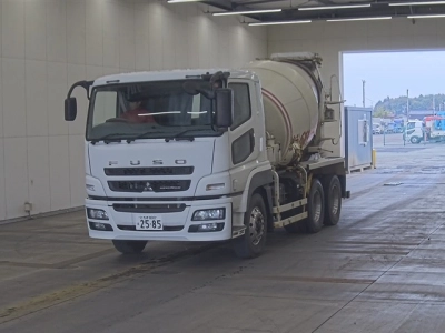 MITSUBISHI FUSO SUPER GREAT