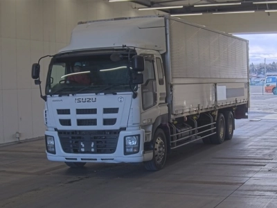 ISUZU GIGA