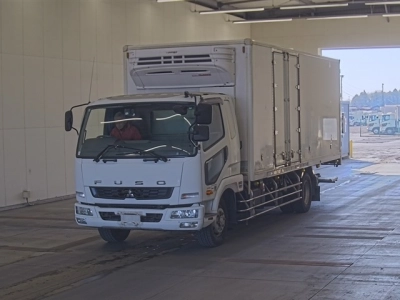 MITSUBISHI FUSO FIGHTER