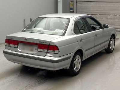 NISSAN SUNNY