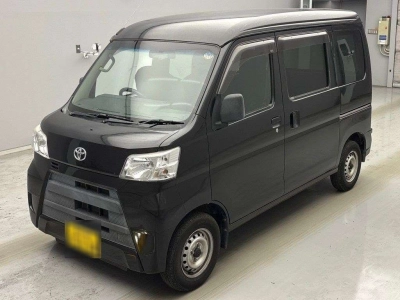 TOYOTA PIXIS VAN