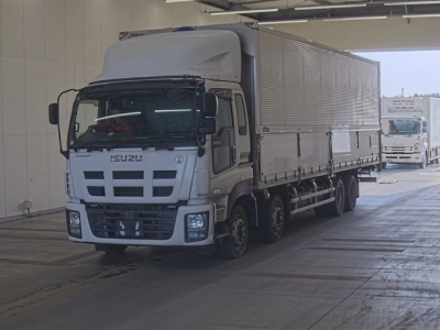 ISUZU GIGA