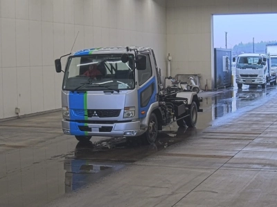 MITSUBISHI FUSO FIGHTER