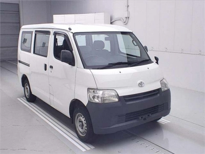 TOYOTA TOWN ACE