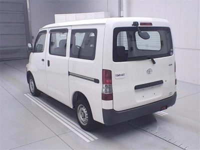 TOYOTA TOWN ACE