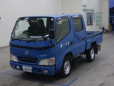TOYOTA DYNA