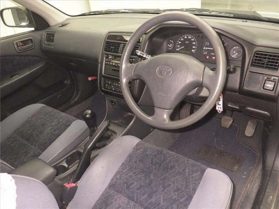 TOYOTA CARINA