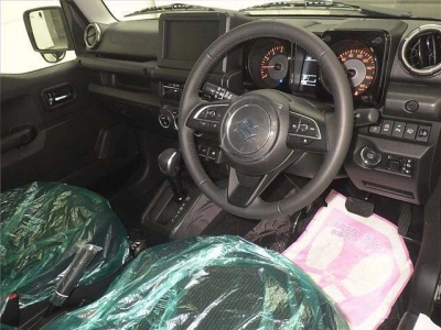 SUZUKI JIMNY NOMADE