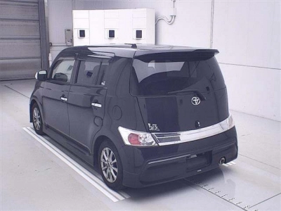 TOYOTA BB