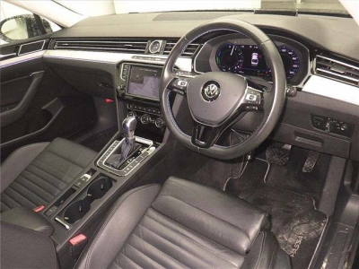 VOLKSWAGEN PASSAT GTE