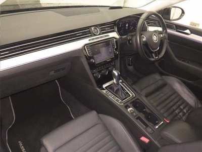 VOLKSWAGEN PASSAT GTE