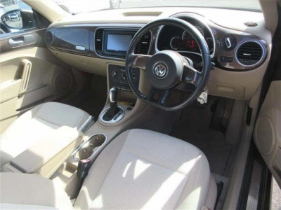 VOLKSWAGEN THE BEETLE