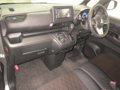 MITSUBISHI EK X SPACE