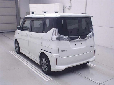 MITSUBISHI DELICA D:2