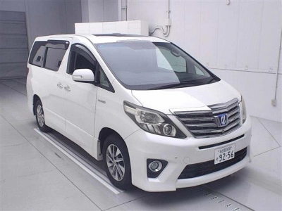 TOYOTA ALPHARD