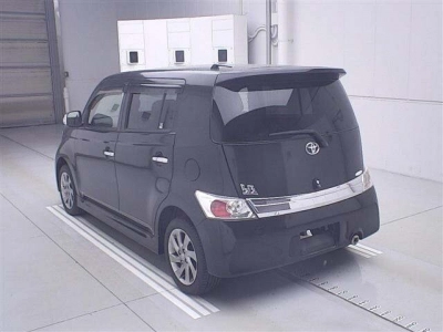 TOYOTA BB