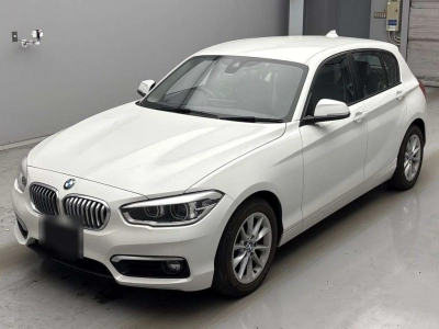 BMW 1 SERIES