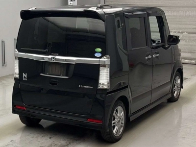 HONDA N BOX CUSTOM