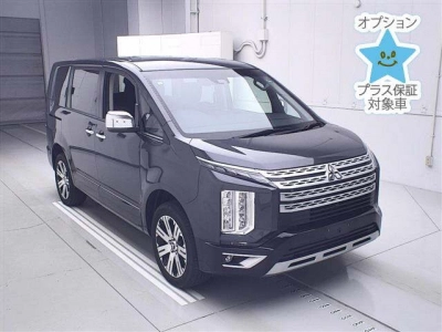 MITSUBISHI DELICA D:5