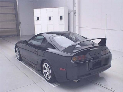 TOYOTA SUPRA