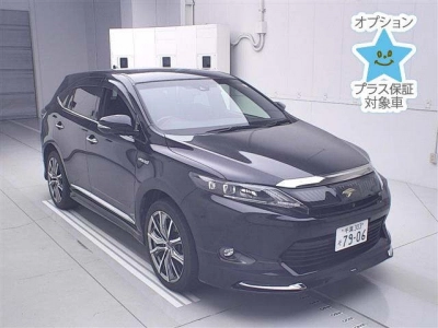 TOYOTA HARRIER