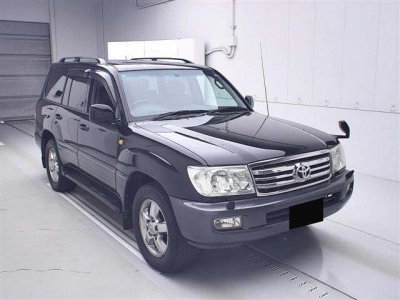 TOYOTA LAND CRUISER 100