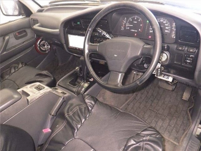 TOYOTA LAND CRUISER 80