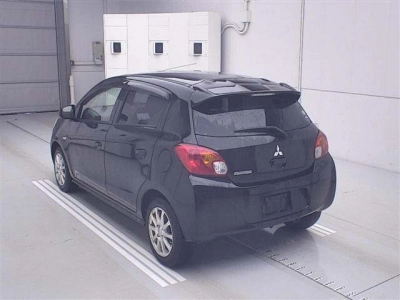 MITSUBISHI MIRAGE