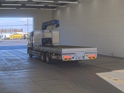 MITSUBISHI FUSO FIGHTER