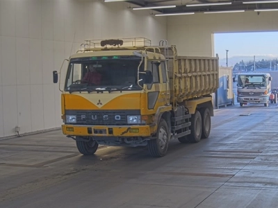 MITSUBISHI FUSO SUPER GREAT