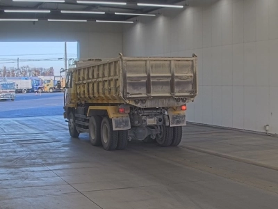 MITSUBISHI FUSO SUPER GREAT