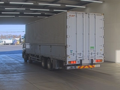 NISSAN DIESEL (UD) QUON