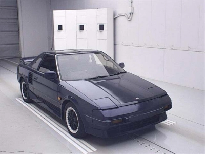 TOYOTA MR2