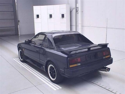 TOYOTA MR2