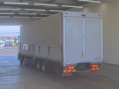 MITSUBISHI FUSO SUPER GREAT