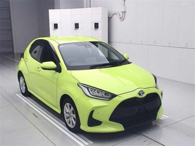 TOYOTA YARIS