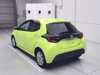 TOYOTA YARIS