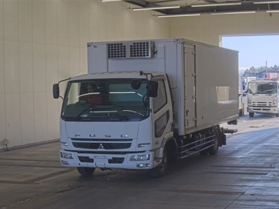 MITSUBISHI FUSO FIGHTER