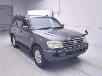 TOYOTA LAND CRUISER 100