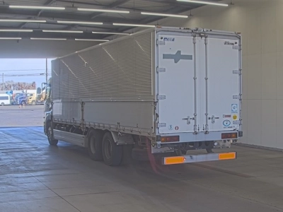 NISSAN DIESEL (UD) QUON