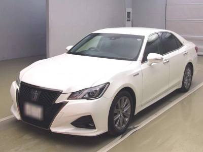 TOYOTA CROWN HYBRID