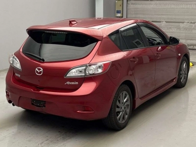 MAZDA AXELA SPORT
