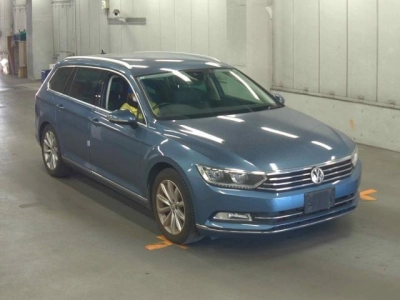 VOLKSWAGEN PASSAT VARIANT