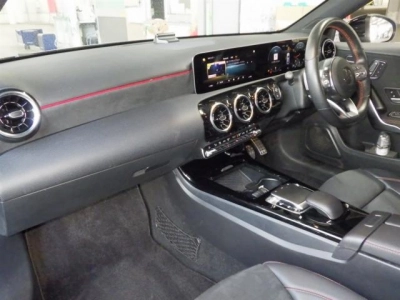 MERCEDES BENZ A CLASS