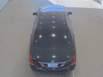 TOYOTA CROWN MAJESTA