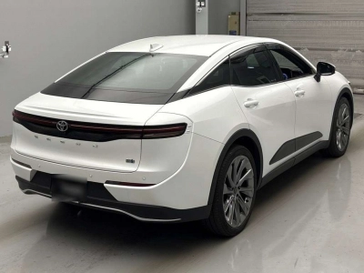 TOYOTA CROWN CROSSOVER