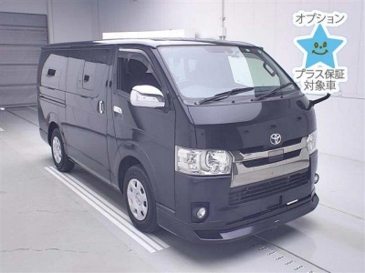 TOYOTA REGIUS ACE