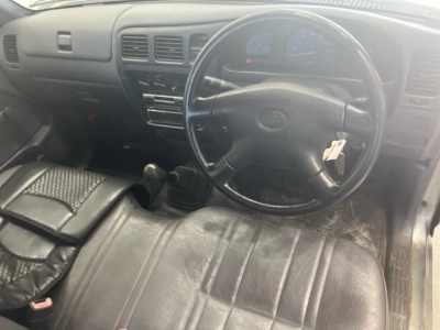 TOYOTA HILUX PICK UP