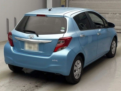 TOYOTA VITZ