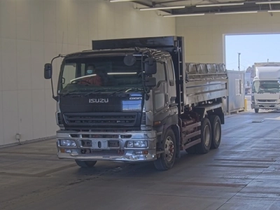 ISUZU GIGA